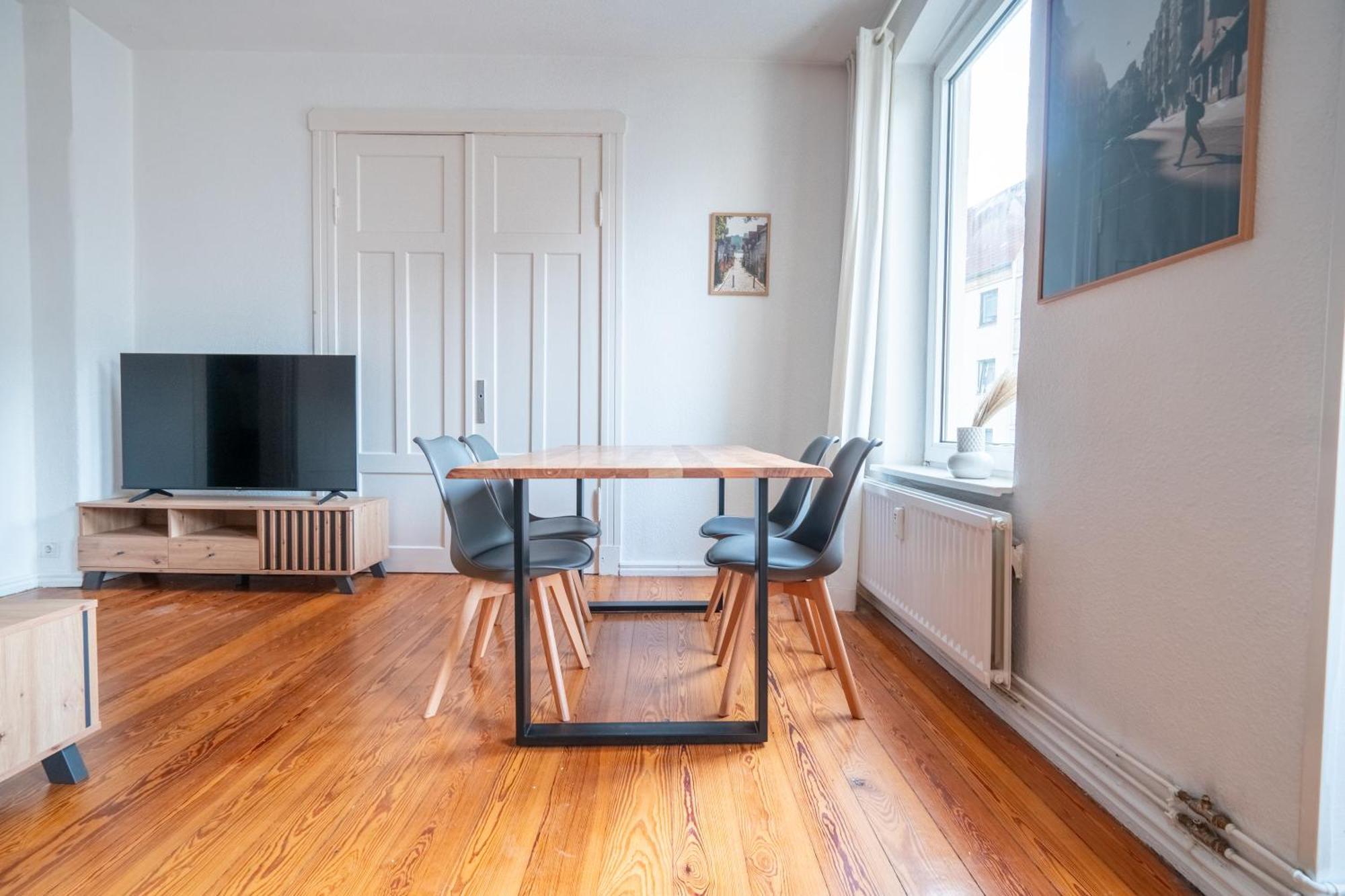 Grosses Apartment Mit 2 Balkonen Zentral Am Nordertor Flensburg Kültér fotó